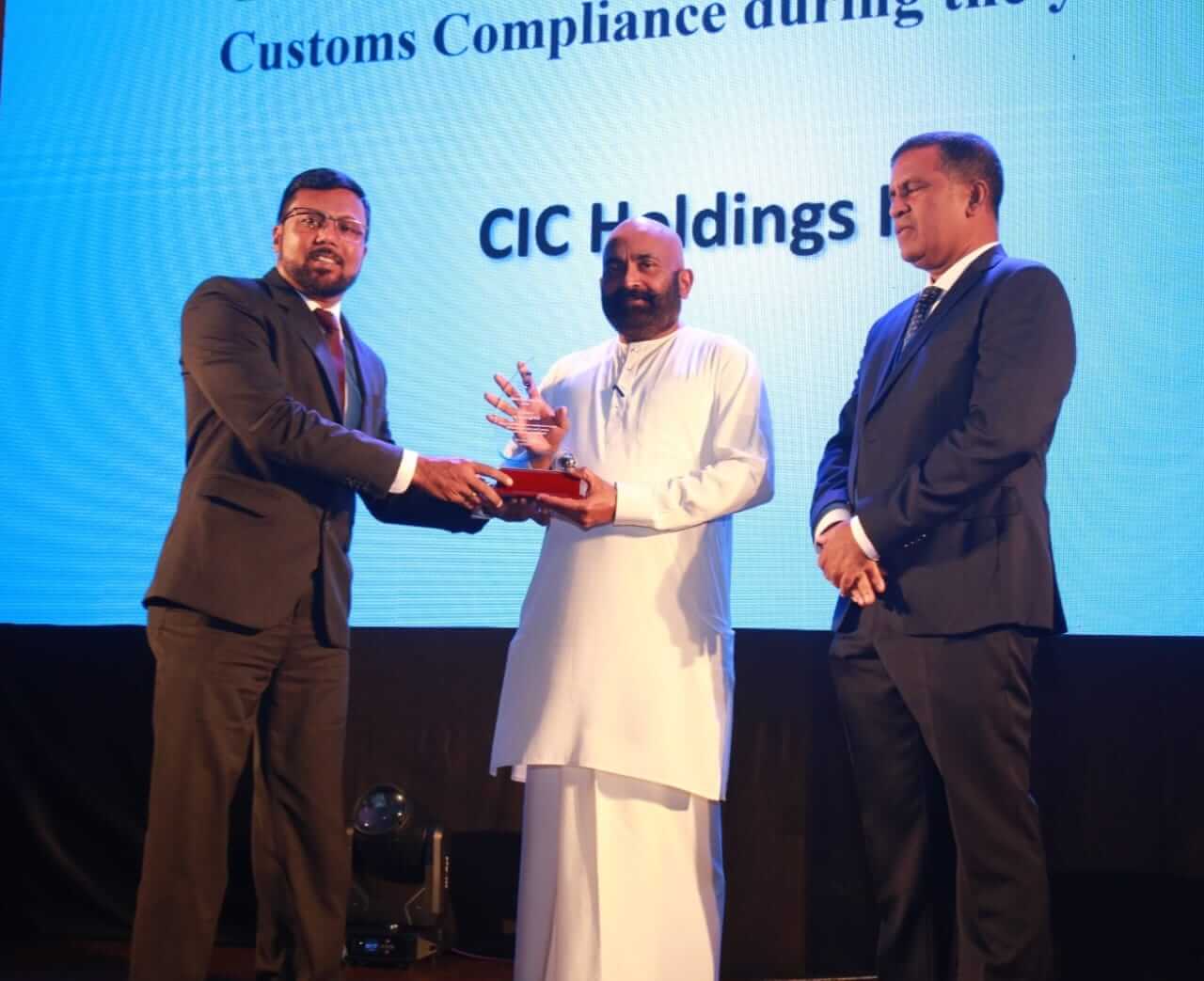 Sri Lanka Customs honours CIC